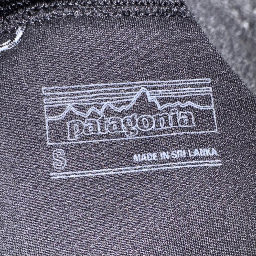 Patagonia Sz S Black High-Waist Workout Leggings - Picture 3 of 7